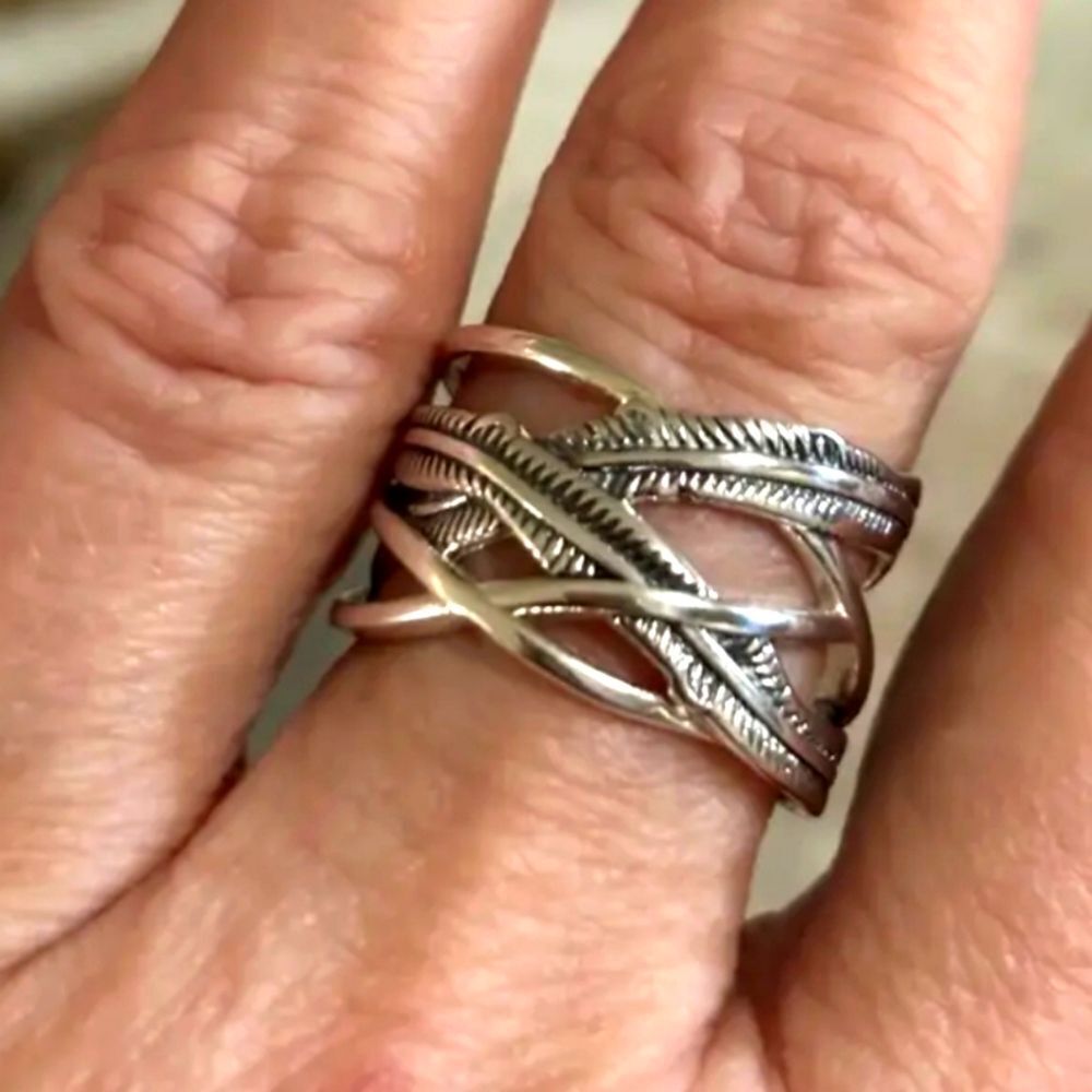 Classic 925 Sterling silver unisex ring sz 8